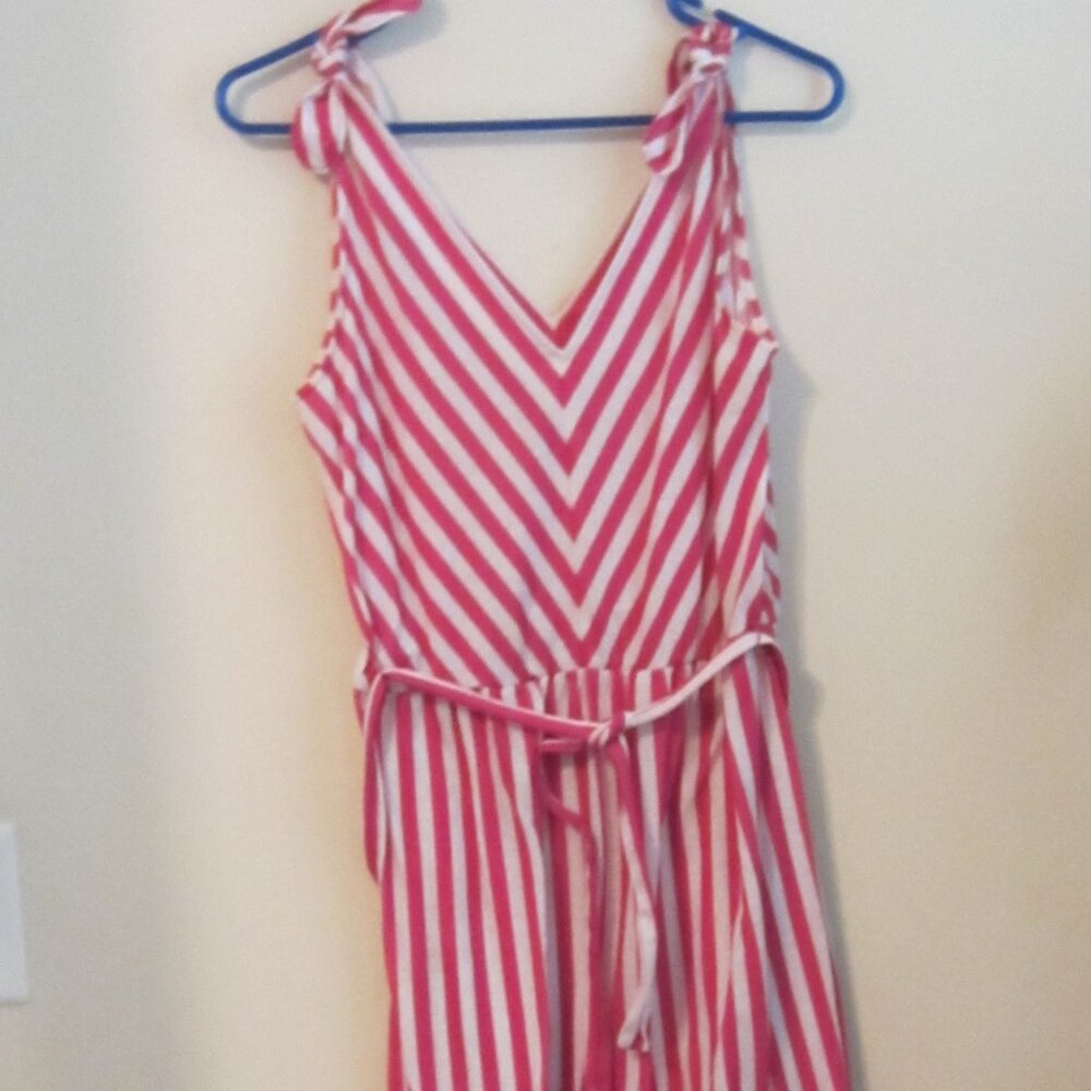 Avon Fashions Vintage dress, size 10, pink and white Striped - v neck